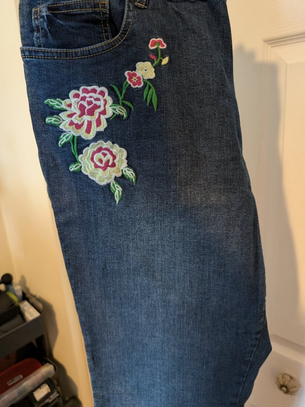 Floral Patch Suko Jeans